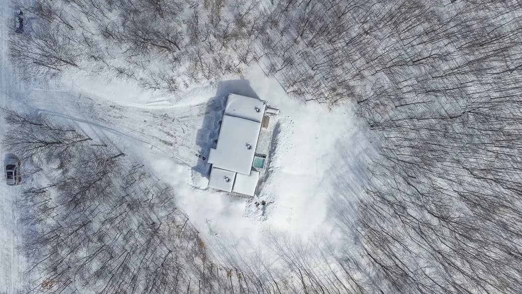 Aerial view of Chalet Orkidea in winter